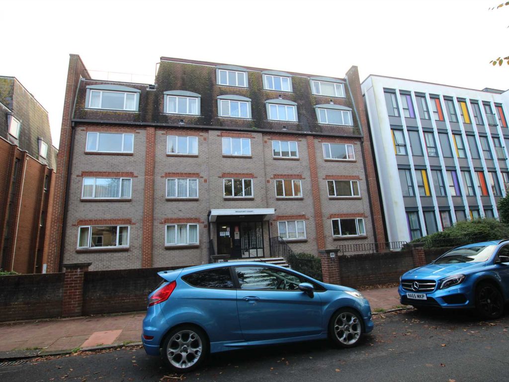 1 bed flat for sale in St Leonards Road, Eastbourne BN21, £90,000 Zoopla