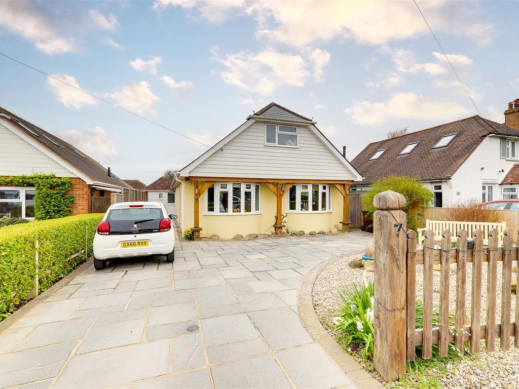 3 bed property for sale in Barbary Lane, Ferring, Worthing BN12 Zoopla