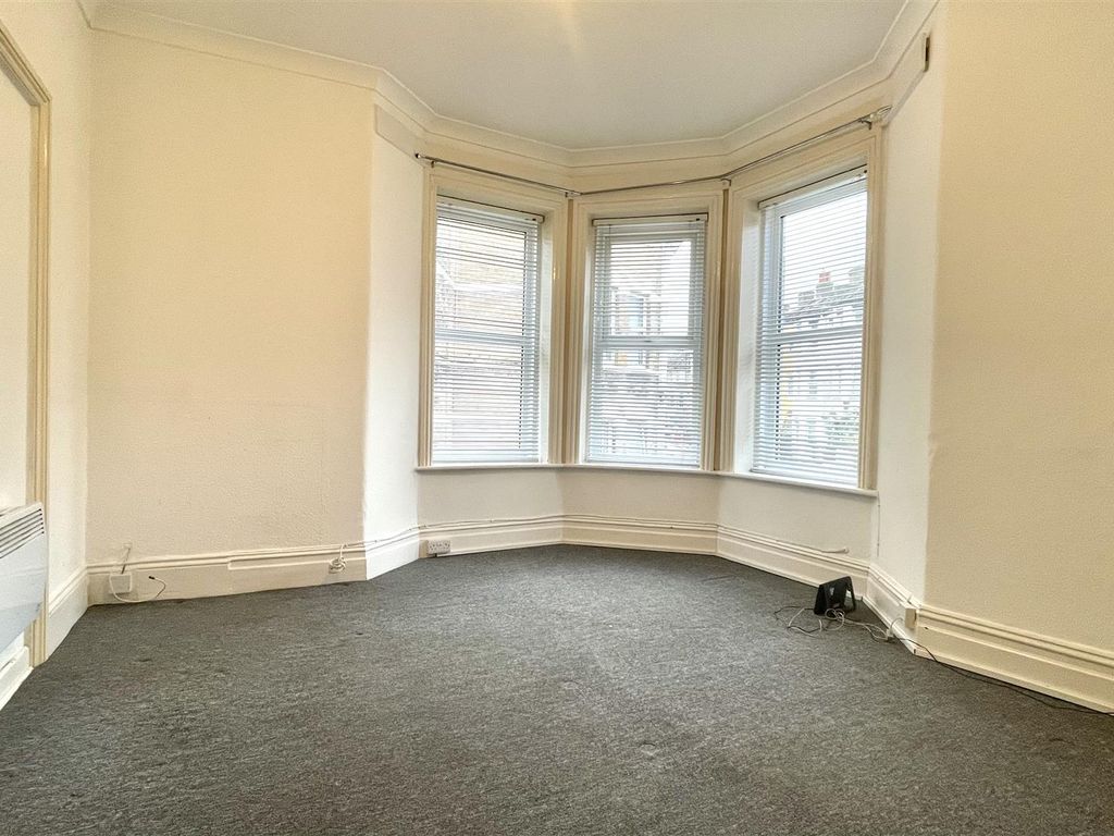 1 bed flat for sale in Purbeck Road, Bournemouth BH2, £130,000 Zoopla