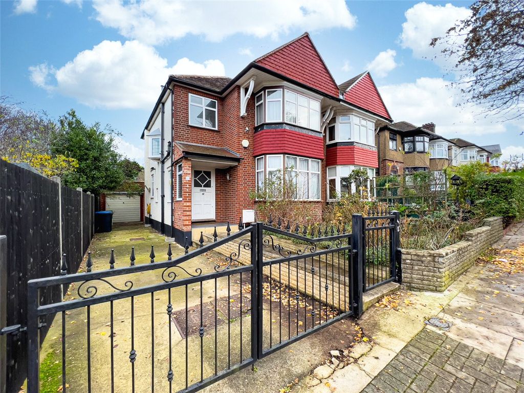 Hardinge Road, London NW10  