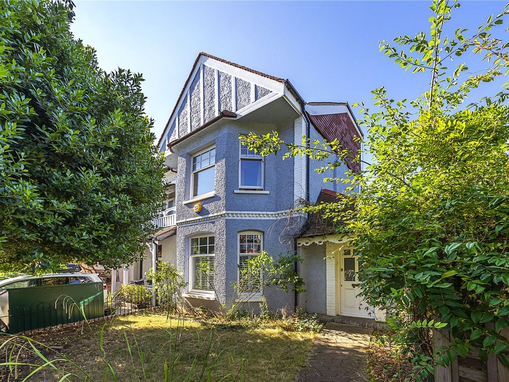 3 bed detached house for sale in Farrer Road, Crouch End, London N8