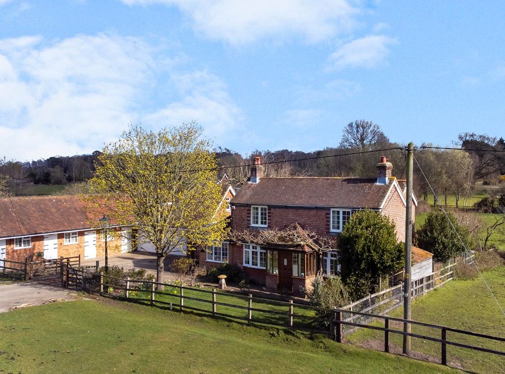 4 bed detached house for sale in Bramshaw, Lyndhurst SO43, £1,050,000