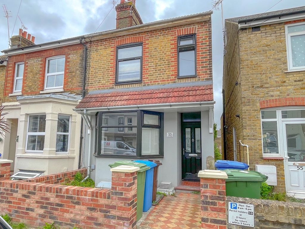 2 bed end terrace house for sale in Rock Road, Sittingbourne ME10, £