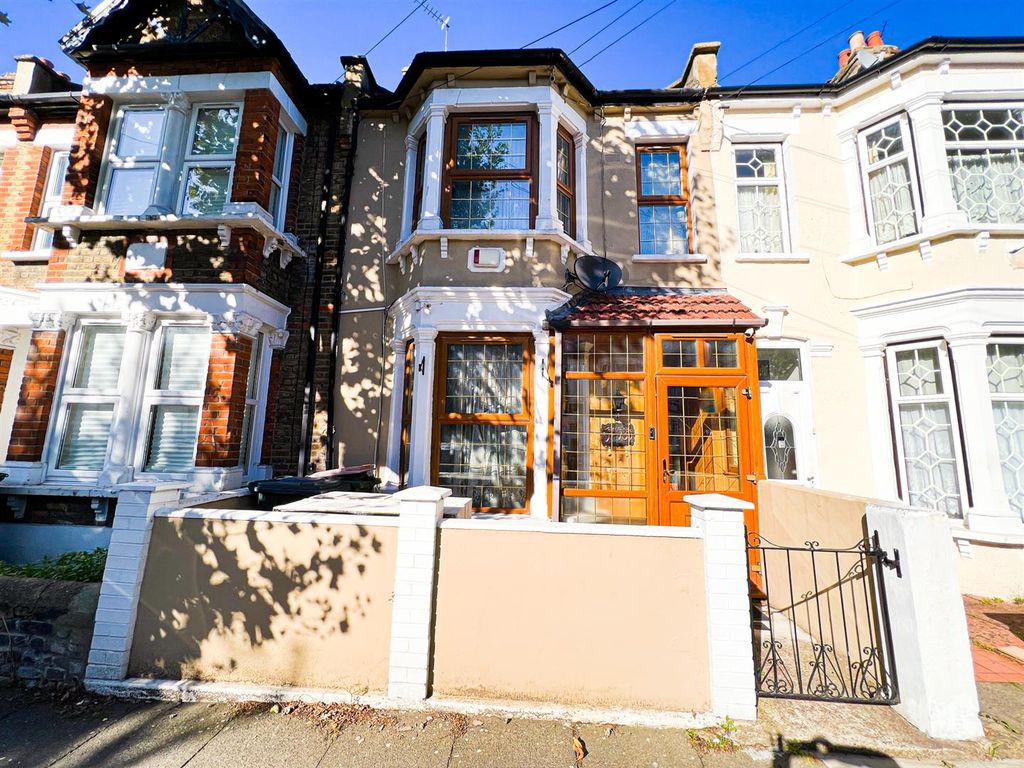 Walton Road, London E13