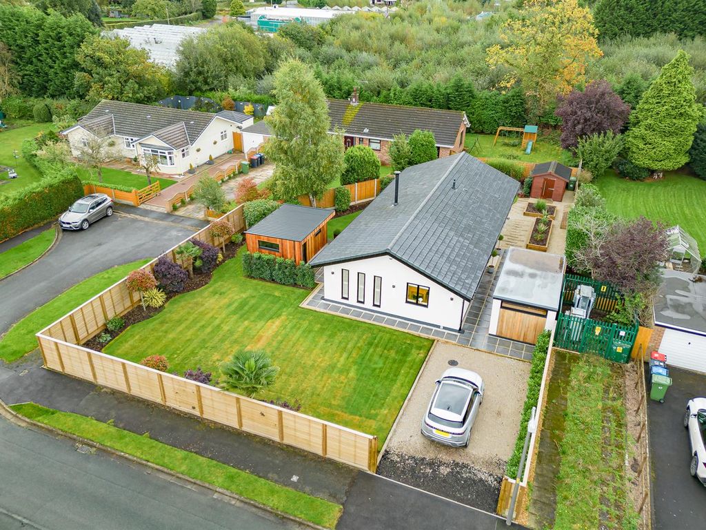 3 bed detached bungalow for sale in Princess Road, Allostock, Knutsford