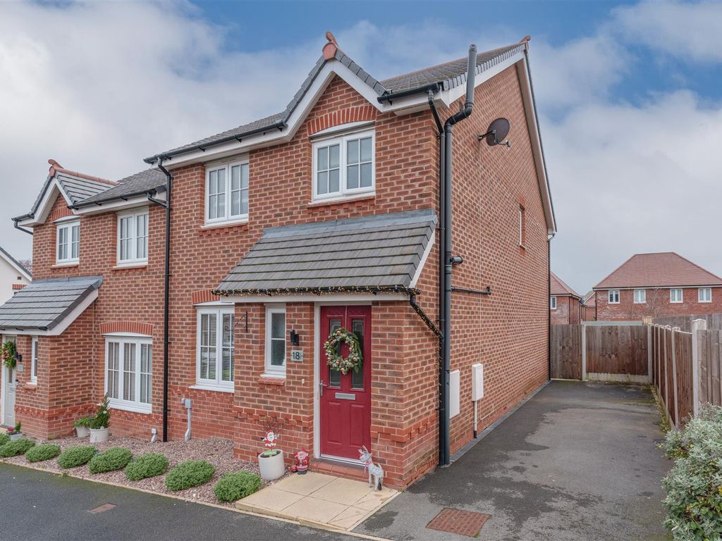 3 bed semidetached house for sale in Lon Elfod, Abergele LL22, £