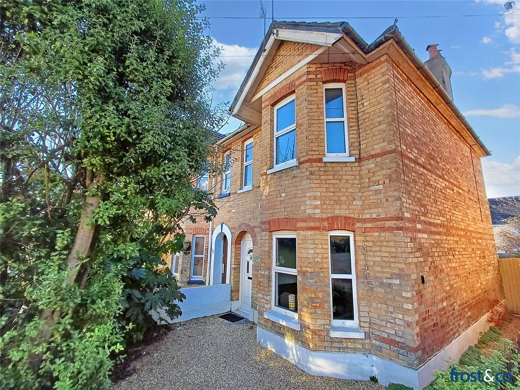 3 bed semidetached house for sale in Sandbanks Road, Whitecliff, Poole