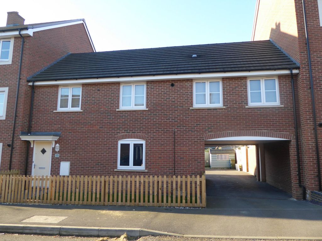 2 bed terraced house to rent in Guyana Lane, Newton Leys, Bletchley