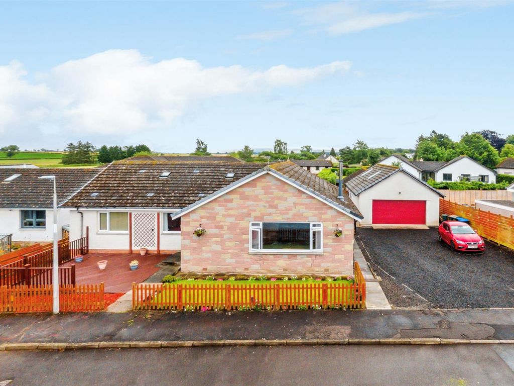 4 bed detached bungalow for sale in Mapledene, 7 Fraser Avenue, Wolfhill PH2 Zoopla