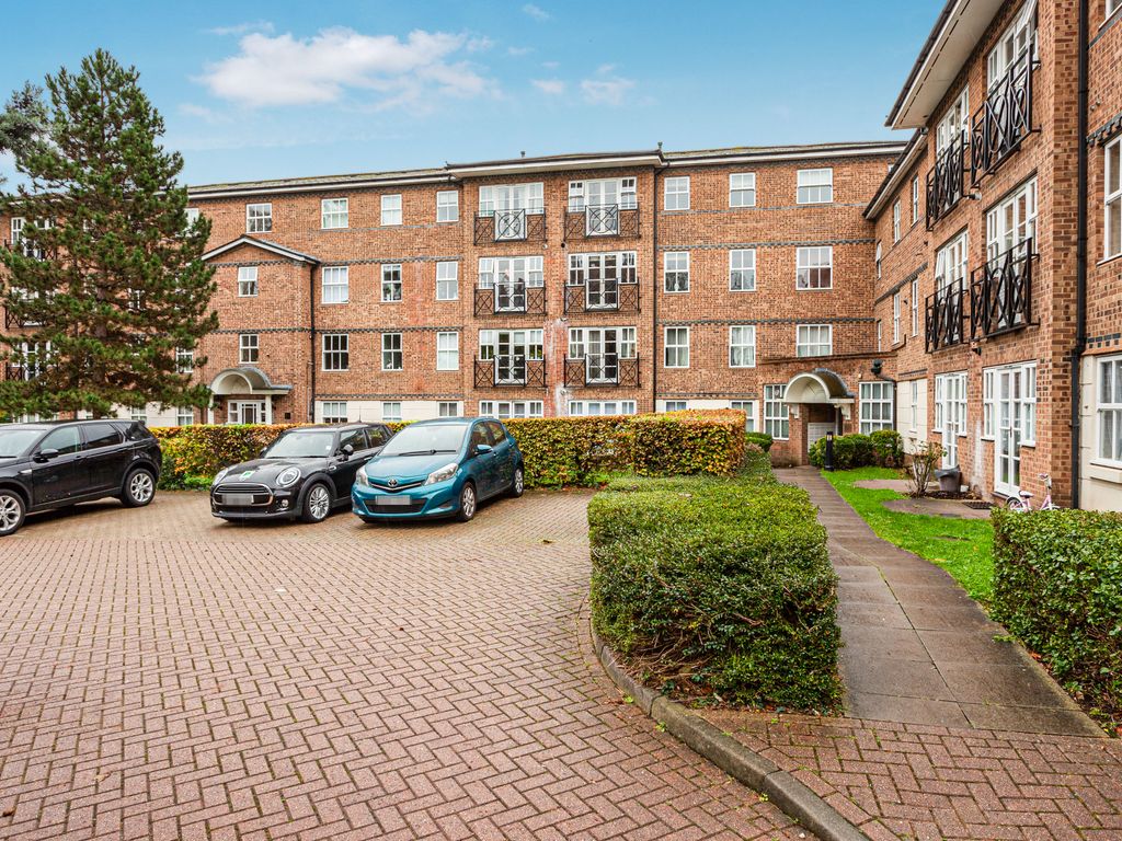 2 bed flat for sale in High Road, South Woodford, London E18 Zoopla