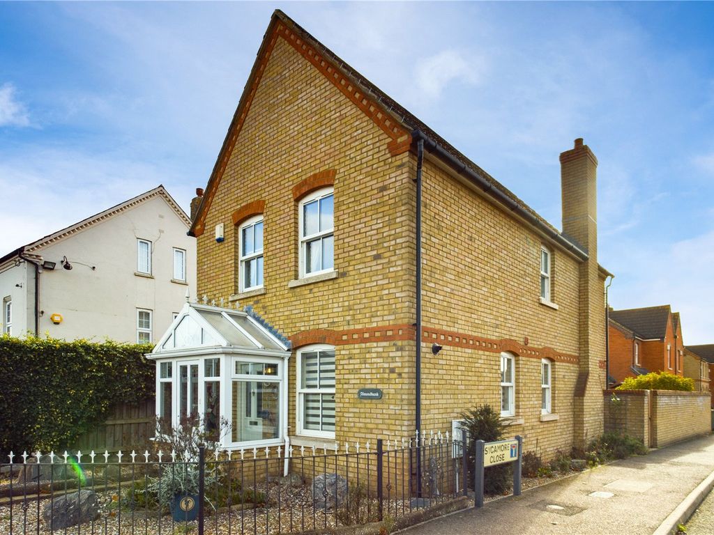 3 bed detached house for sale in Sandy Road, Potton, Sandy, Bedfordshire SG19 Zoopla