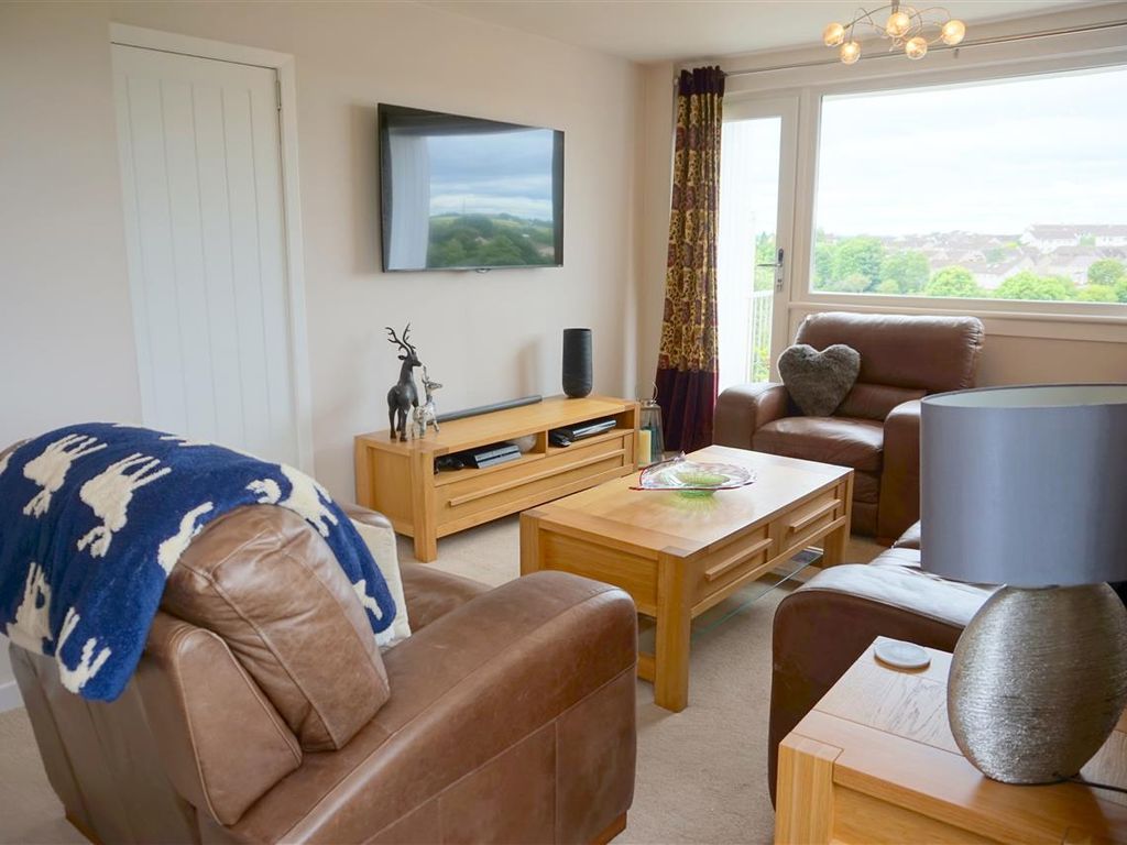 2 bed flat to rent in Maxwell Drive, Village, East Kilbride G74, £650