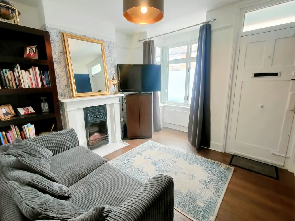 3 bed terraced house for sale in Singlewell Road, Gravesend DA11 Zoopla