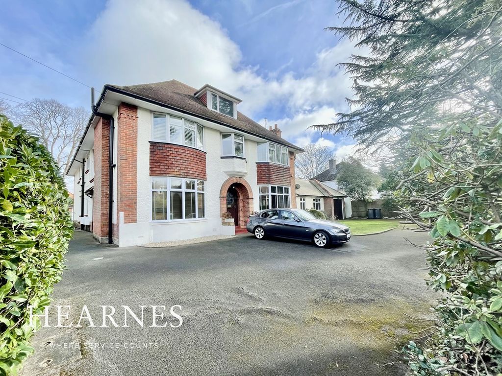 2 bed flat for sale in Dunbar Road, Talbot Woods, Bournemouth BH3 Zoopla