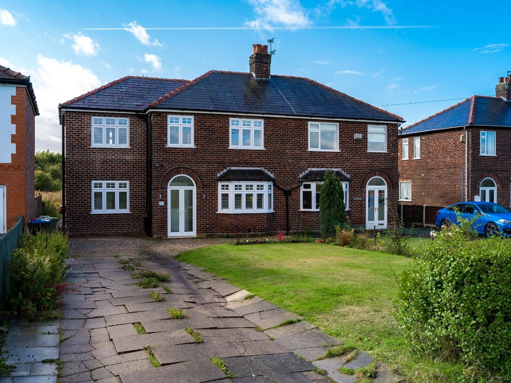 3 bed semidetached house for sale in Northwich Road, Dutton