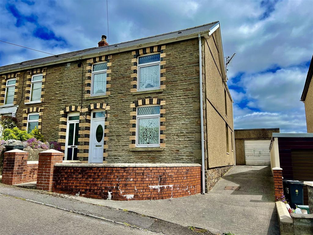4 bed end terrace house for sale in New Road, Gwaun Cae Gurwen, Ammanford SA18 Zoopla