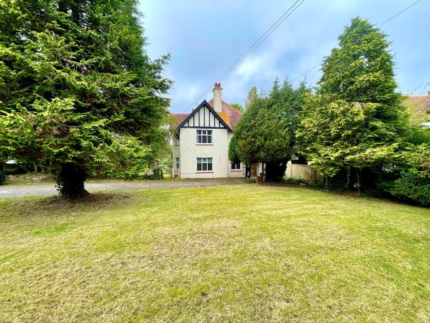 4 bed semidetached house for sale in 34 Petitor Road, Torquay, Devon