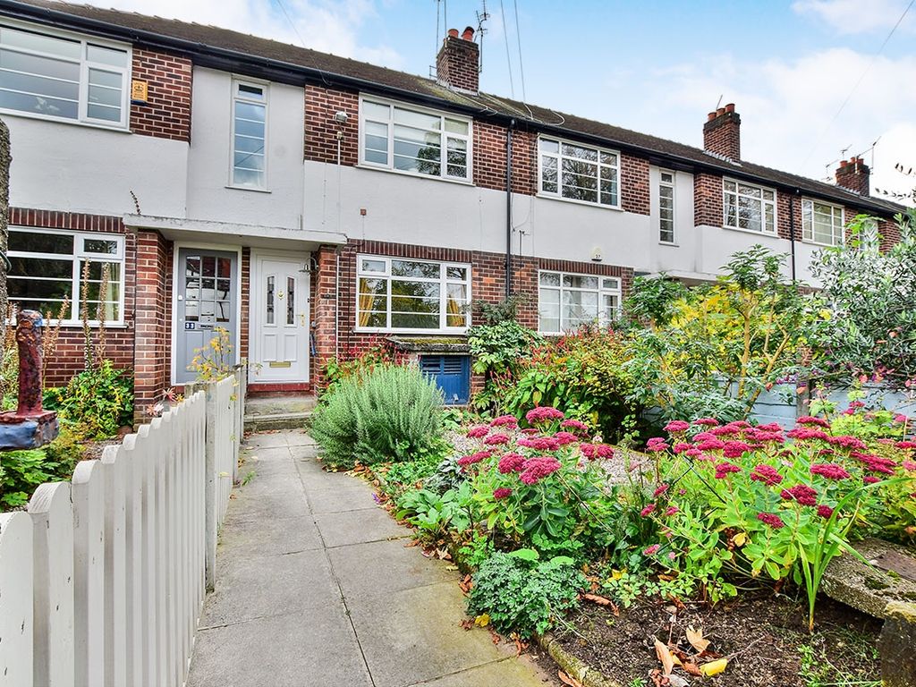 2 bed flat to rent in Friars Road, Sale, Cheshire M33, £1,100 pcm Zoopla