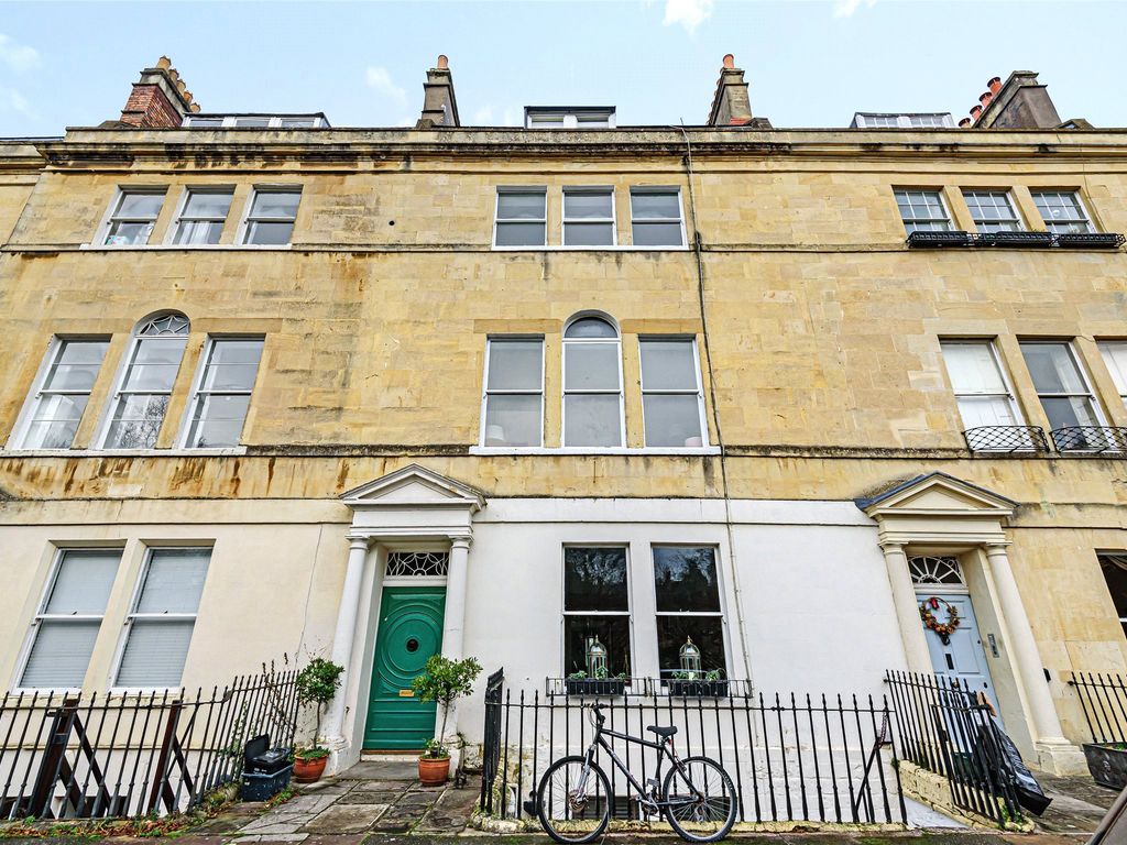 2 bed flat for sale in Beaufort East, Bath, Somerset BA1, £400,000 Zoopla