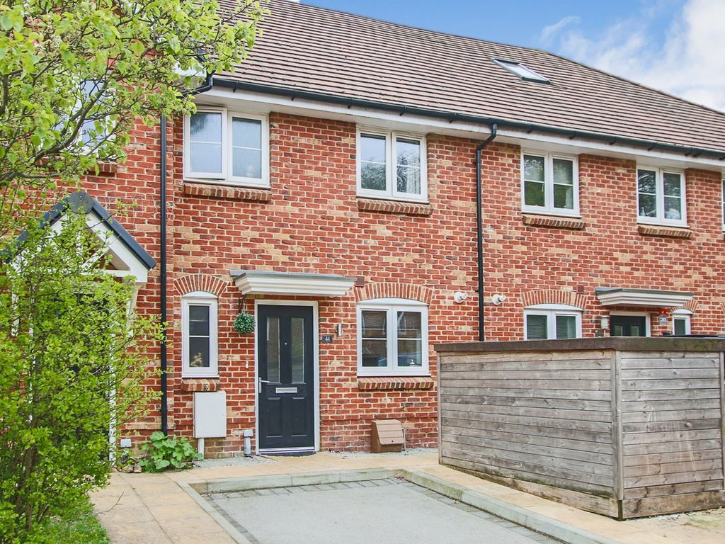 New home, 2 bed terraced house for sale in Bramble Way, Crawley Down