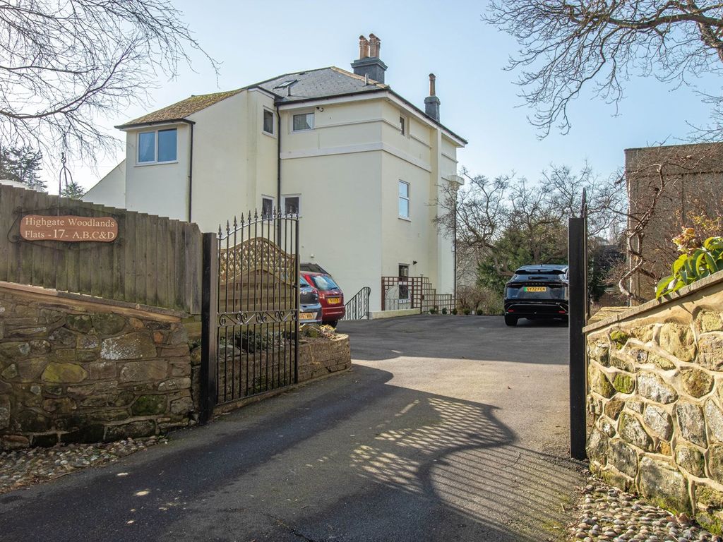 2 bed flat for sale in Baldslow Road, Hastings TN34, £240,000 Zoopla