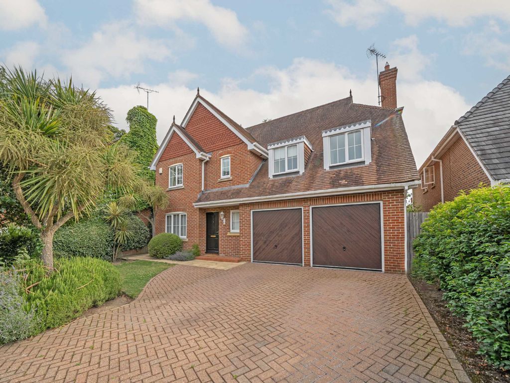 5 bed detached house for sale in Lower Sand Hills, Long Ditton