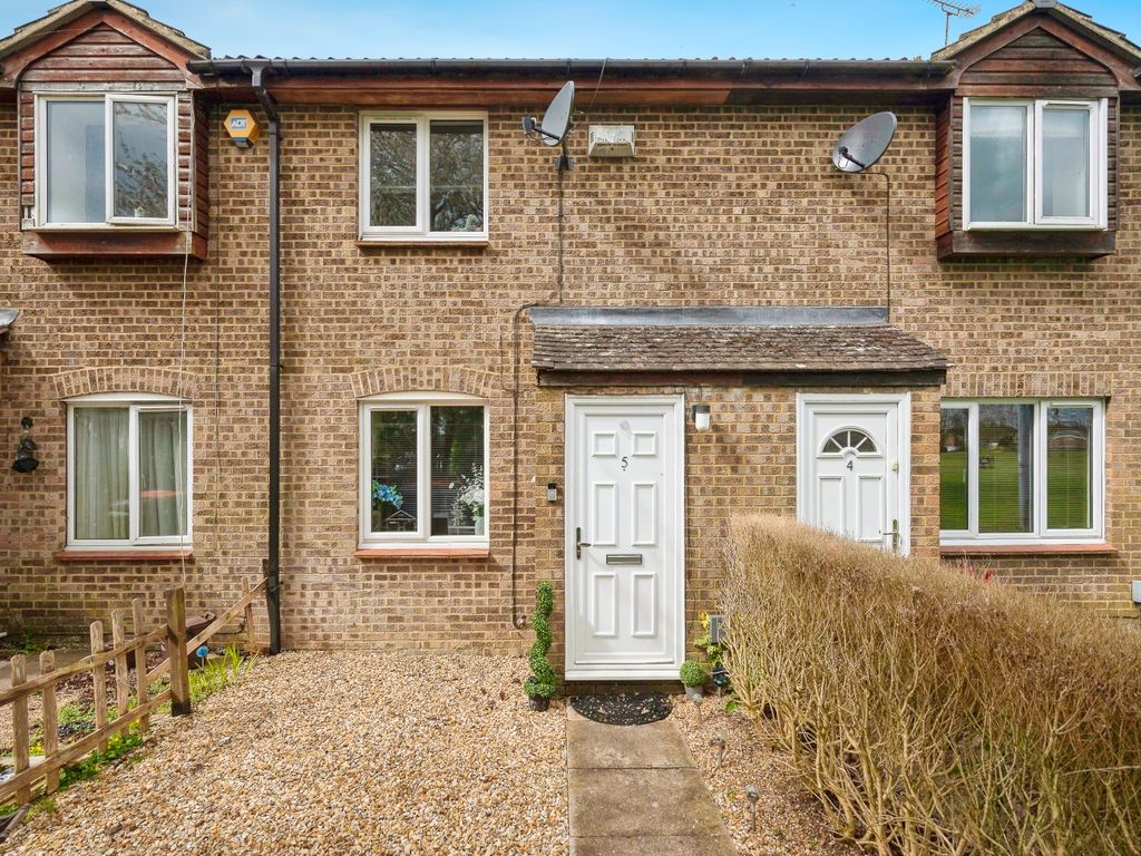 2 bed terraced house for sale in Nash Close, Houghton Regis, Dunstable