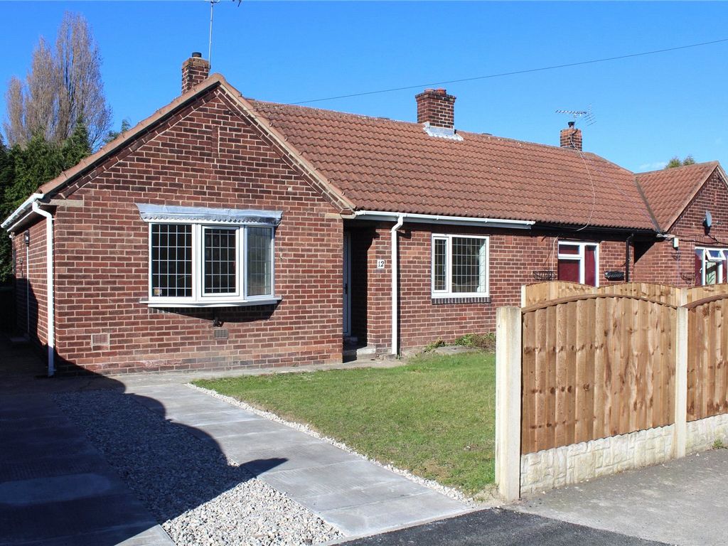 2 bed bungalow to rent in Briar Bank, Kinsley, Pontefract, West