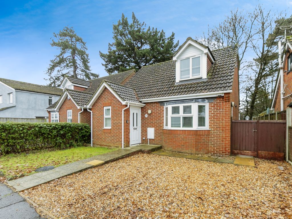 3 bed detached house for sale in Francis Avenue, Knighton Heath