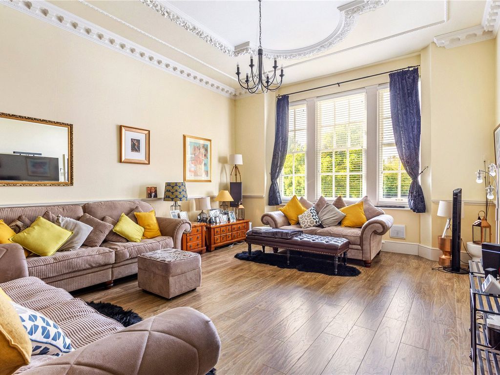 2 bed flat for sale in Russells House, Greenbank Road, Watford