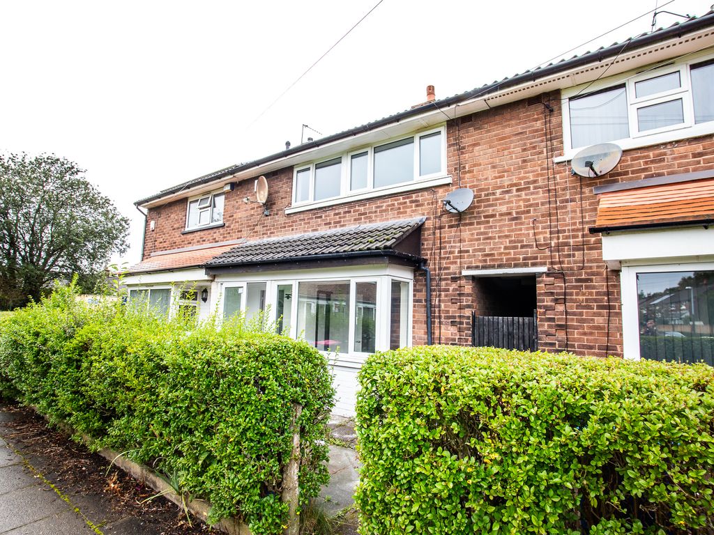 3 bed terraced house to rent in Crescent Drive, Manchester M38 Zoopla