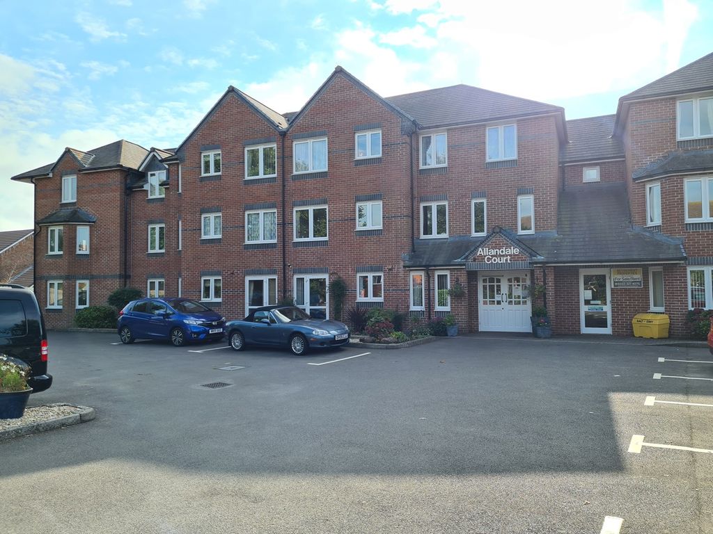 1 bed property for sale in Rectory Road, BurnhamOnSea TA8, £115,000