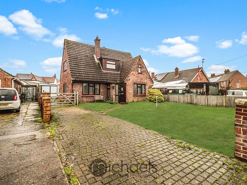 3 bed detached house for sale in Alanbrooke Road, Old Heath, Colchester CO2 Zoopla