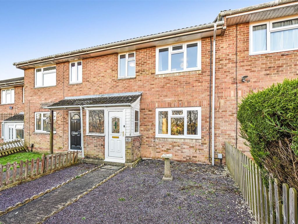 3 bed terraced house for sale in Wood Park, Ludgershall, Andover SP11