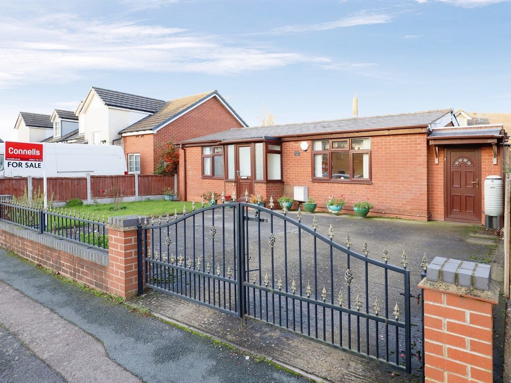 Hurstbourne Crescent, Eastfield, Wolverhampton WV1  