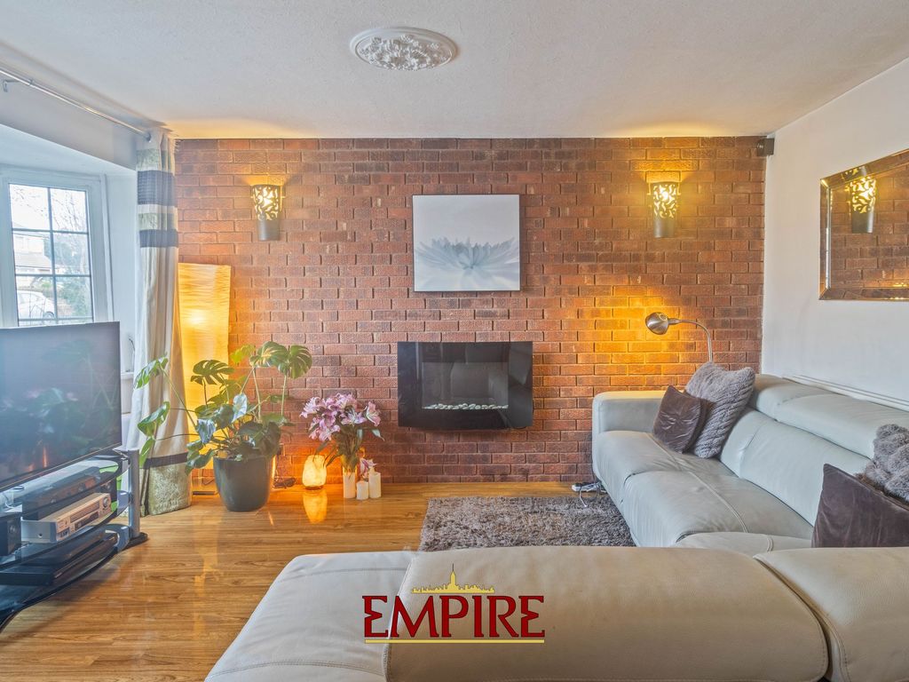 3 bed end terrace house for sale in Highland Road, Great Barr B43, £