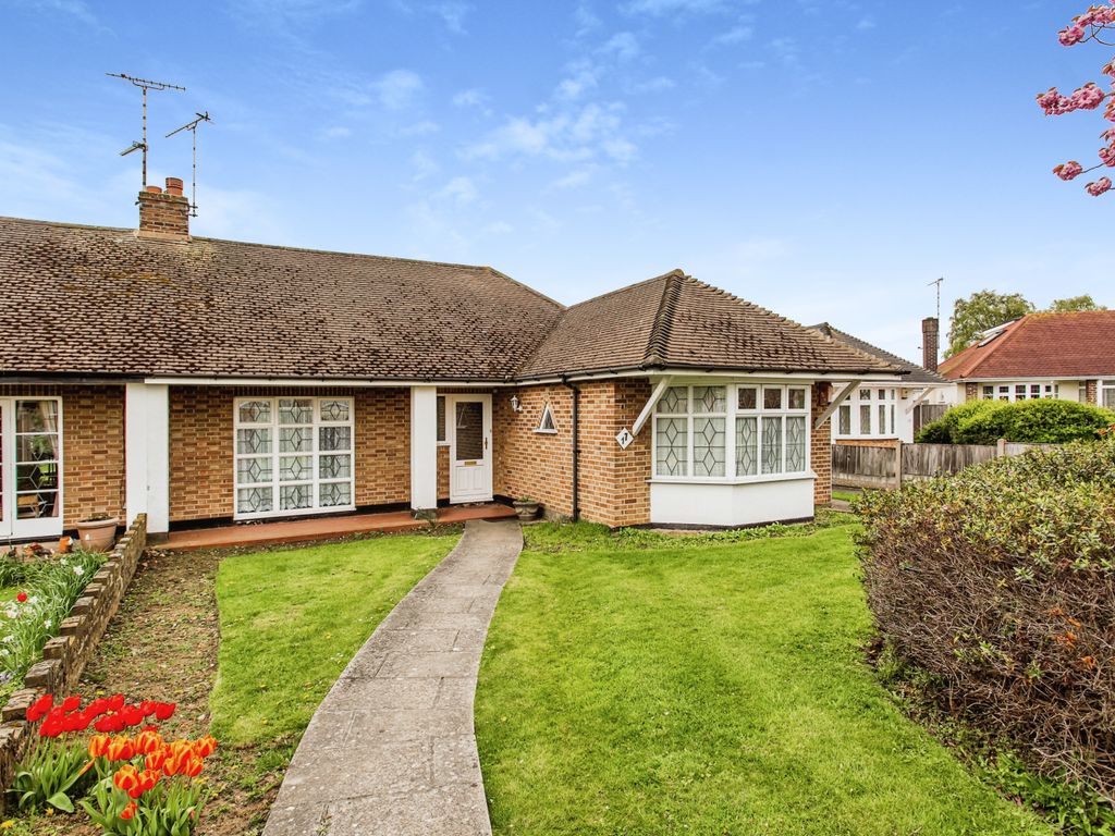 2 bed bungalow for sale in Steyning Avenue, SouthendOnSea, Essex SS2