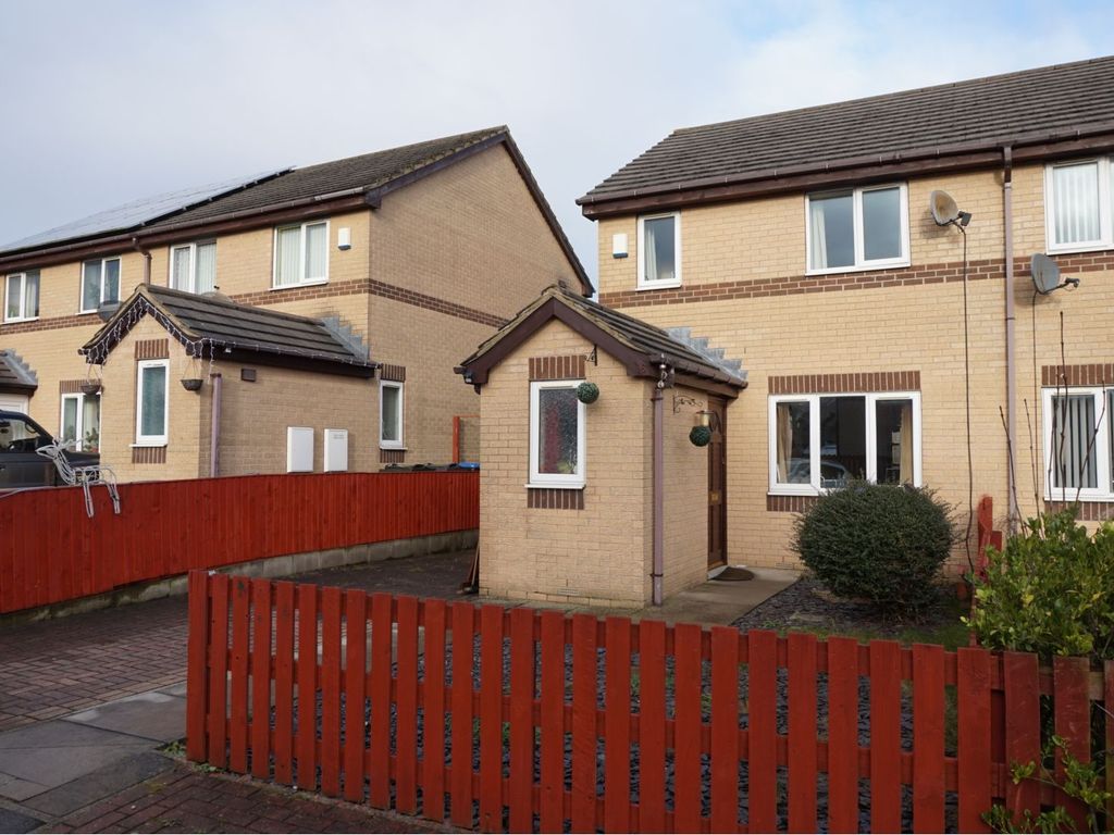 2 bed semidetached house to rent in Bell House Avenue, Bradford BD4 Zoopla