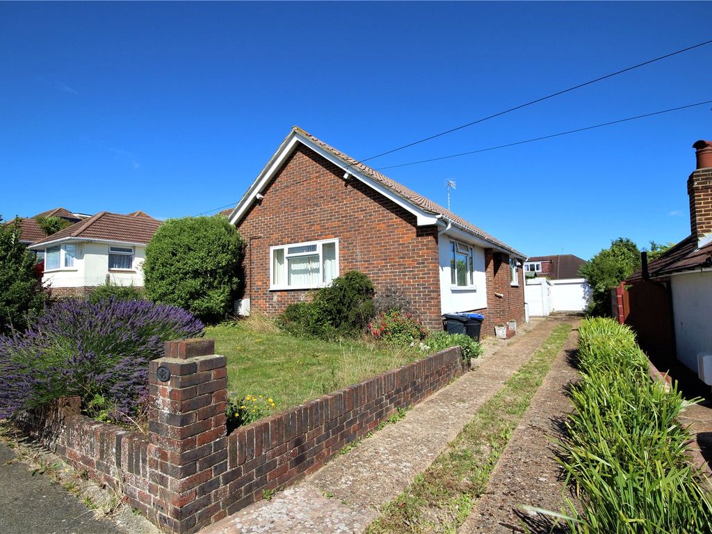2 bed bungalow to rent in Lynchmere Avenue, North Lancing, West Sussex BN15, £1,400 pcm Zoopla
