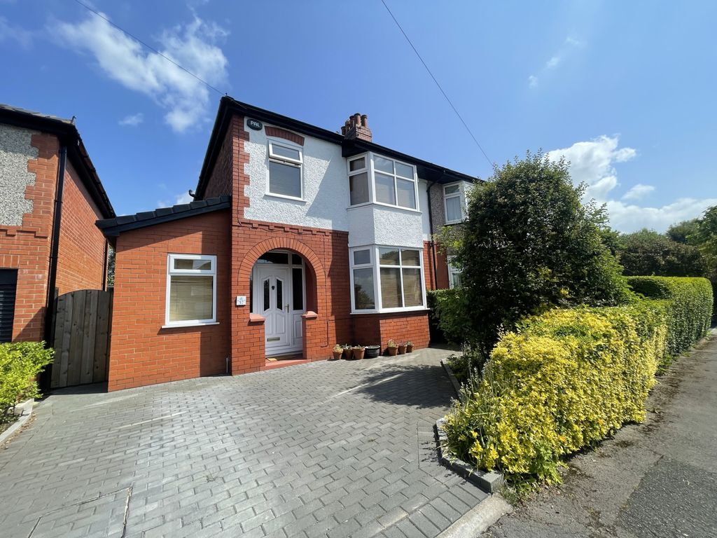 3 bed semidetached house for sale in Pembury Avenue, Penwortham PR1