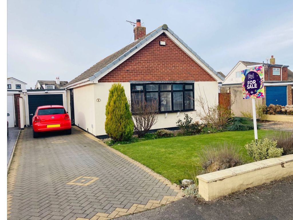 3 bed detached bungalow for sale in Severn Avenue, Fleetwood FY7 Zoopla