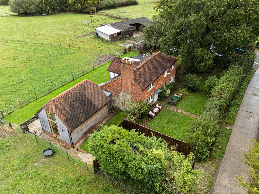 4 bed detached house for sale in Hammerwood Road, Ashurst Wood RH19, £