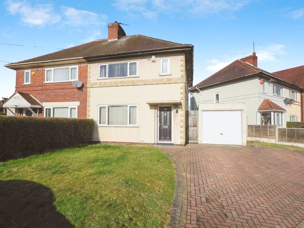 3 bed semidetached house for sale in Sandford Avenue, Rowley Regis B65
