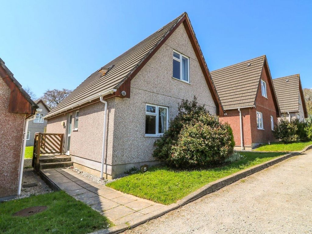 4 bed property for sale in Park, Callington, Cornwall PL17, £