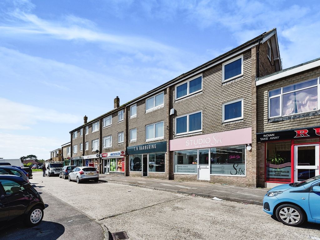 3 bed flat for sale in Durlston Parade, Durlston Drive, Bognor Regis