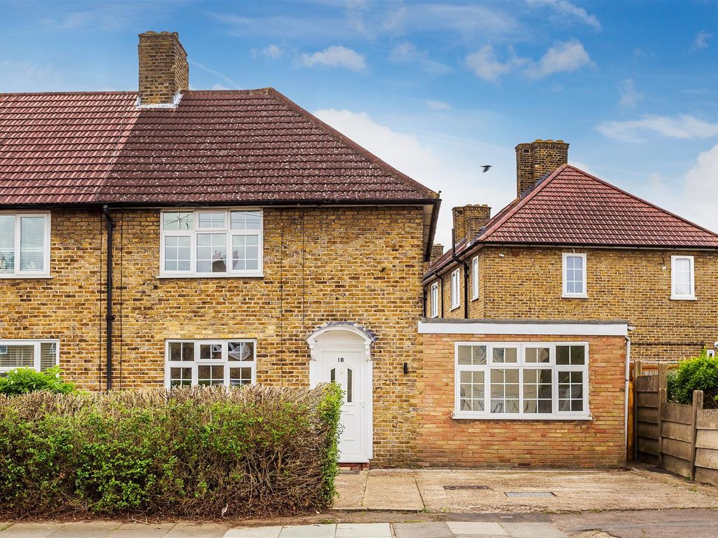 2 bed end terrace house for sale in Middleton Road, Morden SM4 Zoopla