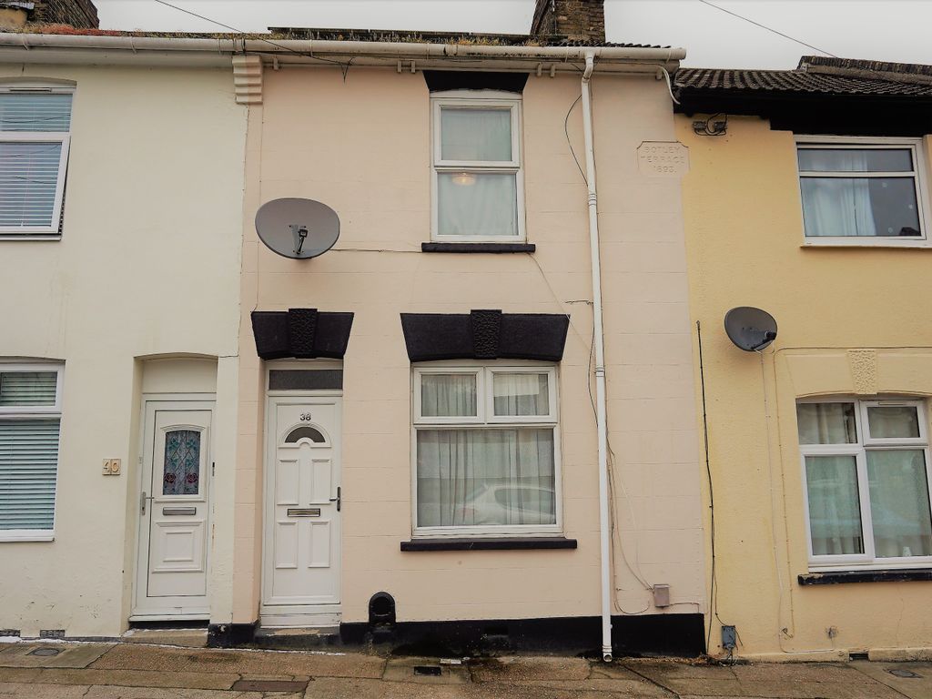 3 bed terraced house for sale in Lester Road, Chatham ME4 Zoopla