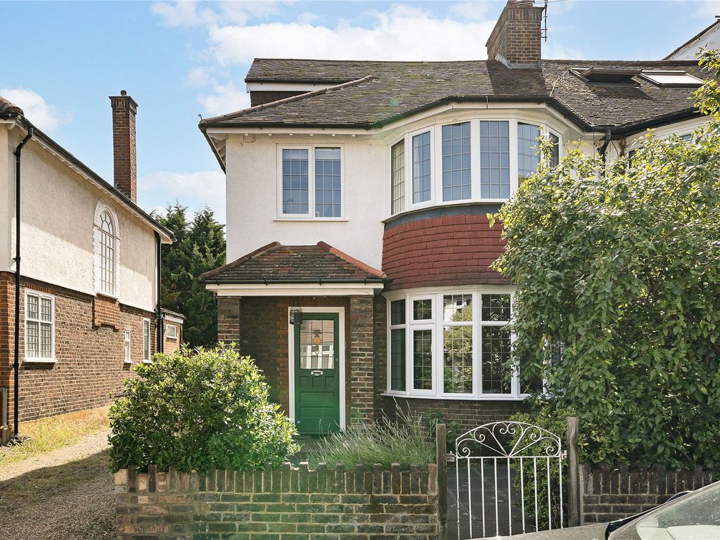 4 bed end terrace house for sale in Marble Hill Gardens, St Margarets