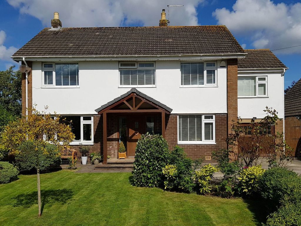 4 bed detached house for sale in Hatlex Lane, Hest Bank, Lancaster LA2