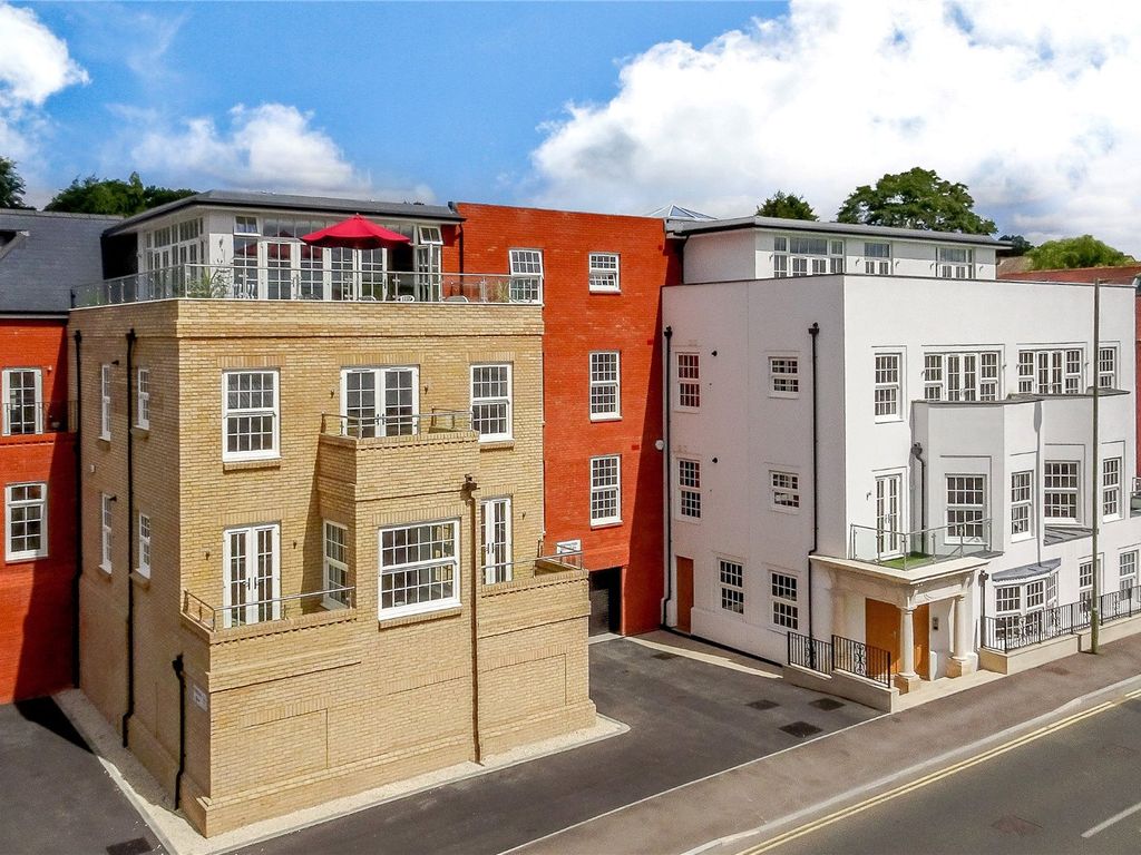 2 bed flat for sale in Lionsgate, 74 East Street, Farnham, Surrey GU9